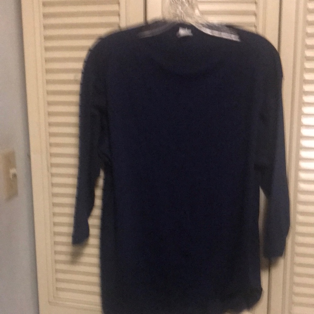 Units, 3/4 sleeve dark blue t-shirt